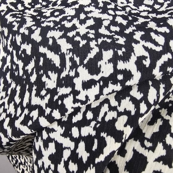 LUCY PARIS Claire Gathered Skirt Faux Wrap White Black Womens Size XS - Picture 10 of 16